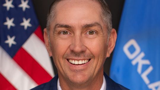 Eaves Bill Moves Forward on Three-Year Degree Study