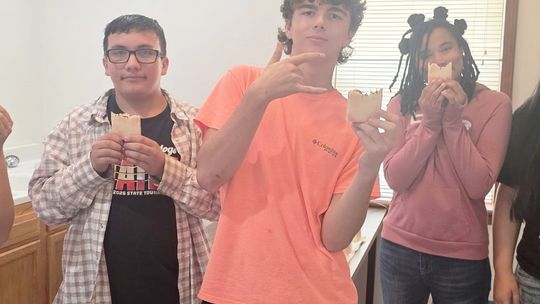Stringtown High School Art Students Master Chemistry of Soap Making