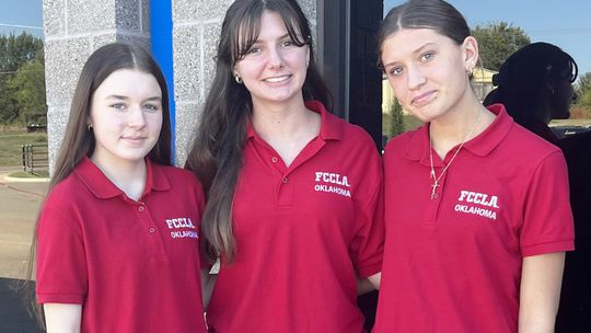 Tushka FCCLA Members Take AIM at Leadership Development