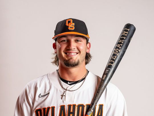 Atoka Alum Smashes Five Home Runs at Regional Tournament