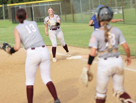 Lady Wampus Cats Claim First District Win