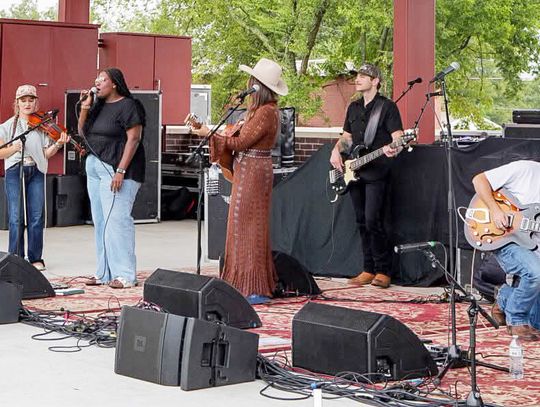 Rain Can't Stop Atoka's 'Another 48 Hours'