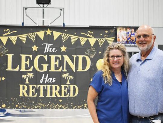 Stringtown Honors Potts Four Decades Of Service To Education