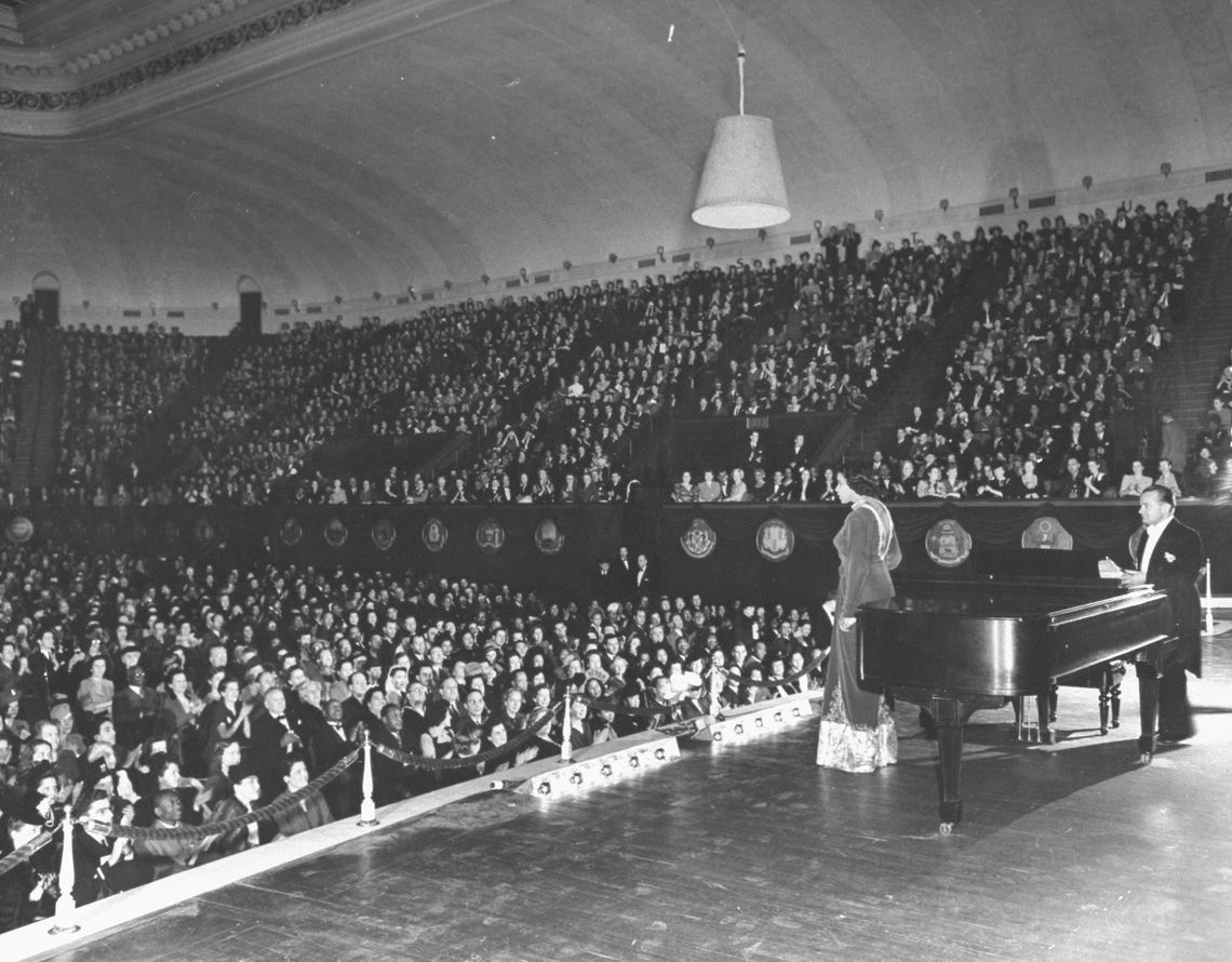 DAR Marian Anderson Legacy Scholarship Now Accepting Applications