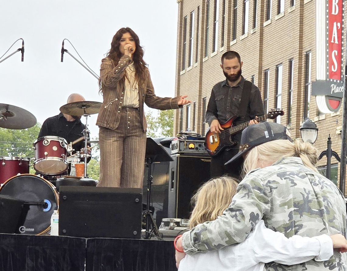 From Reba’s Hometown to Elvis’s Church: