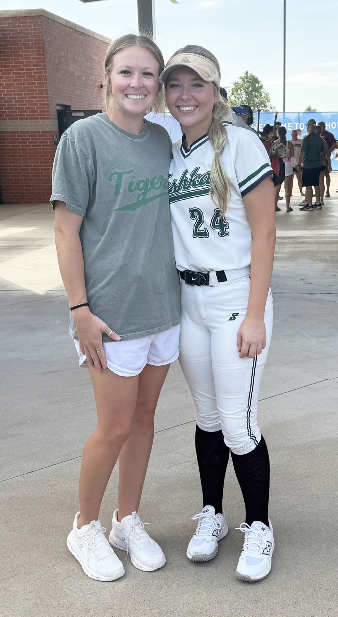 TUSHKA FAST PITCH