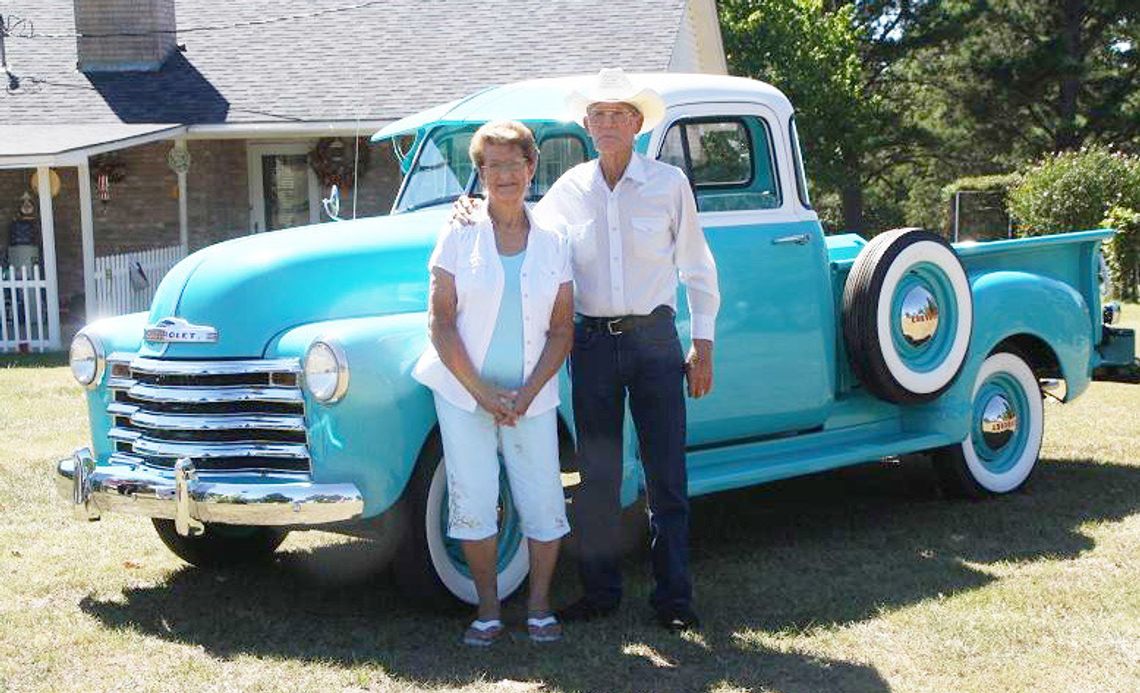 Winners of ‘‘Longest Love’’ Contest